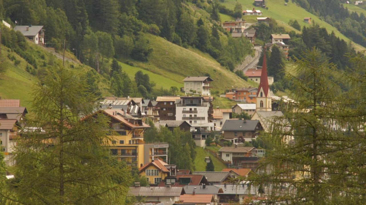 Apart Garni Dorfblick Hotel Kappl  Eksteriør billede