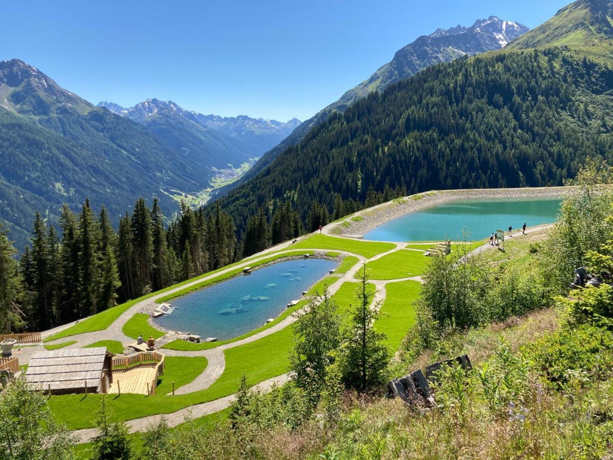 Apart Garni Dorfblick Hotel Kappl  Eksteriør billede