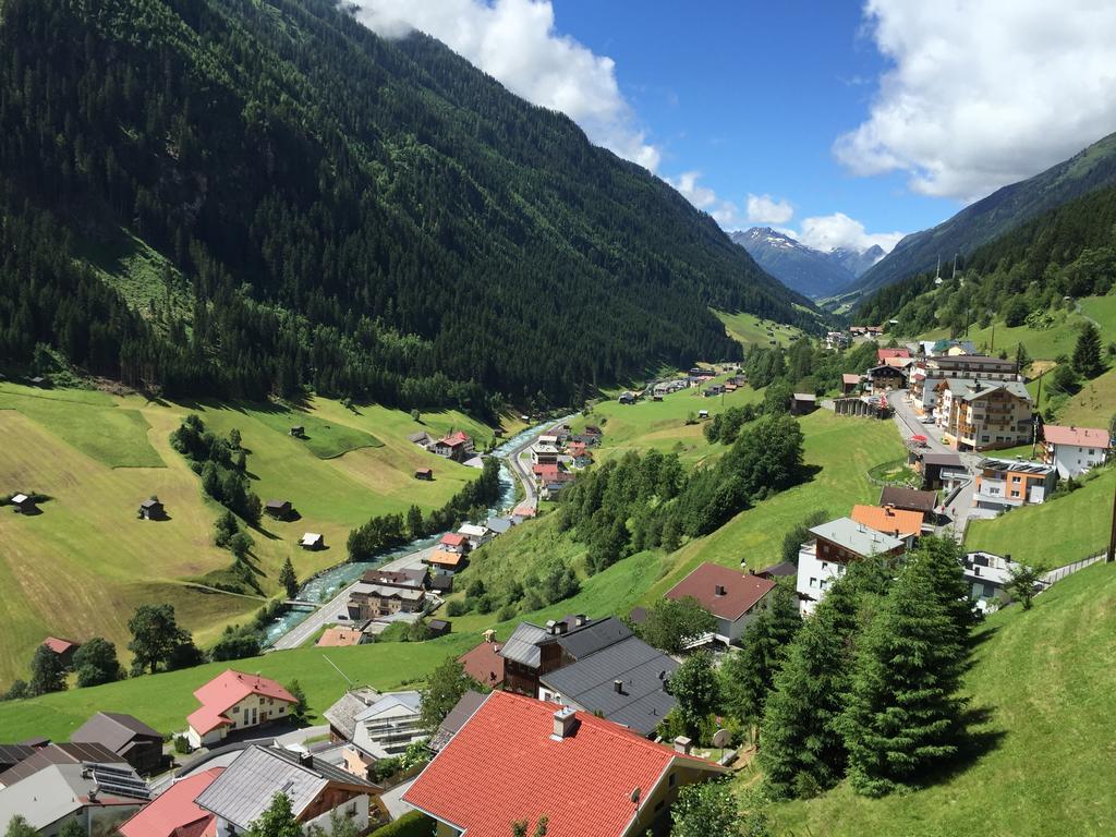 Apart Garni Dorfblick Hotel Kappl  Eksteriør billede