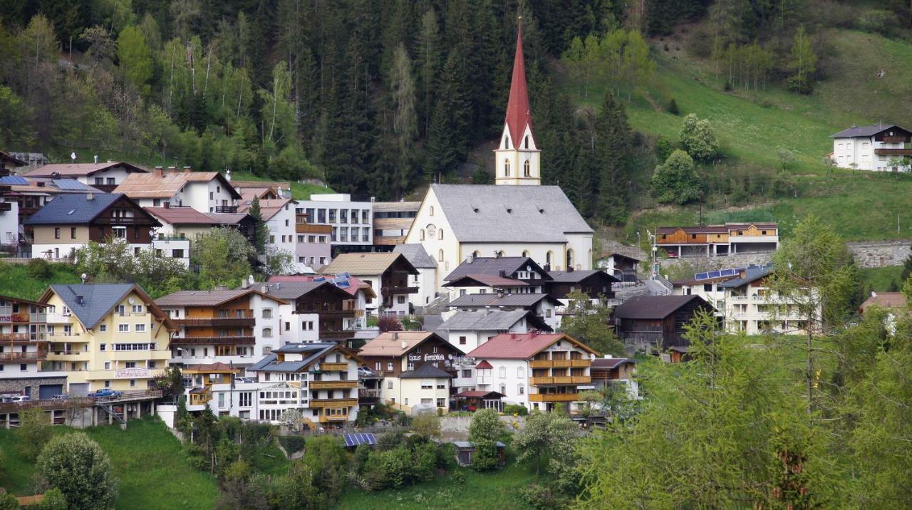 Apart Garni Dorfblick Hotel Kappl  Eksteriør billede